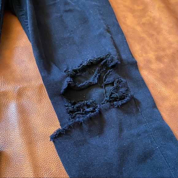 Express High Rise Distressed Skinny Jeans | Black | 00 - Picture 2 of 10